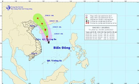 Nắng nóng chấm dứt trên cả nước, bão giật cấp 11 ở Hoàng Sa - 1 Dự báo hướng đi của bão số 1 (ảnh TTDBKTTVTƯ)