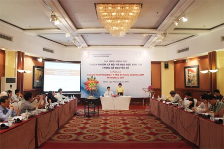 “Quay lưng với thân phận con người, báo chí sẽ không còn độc giả” - 1 Quang cảnh buổi Hội thảo