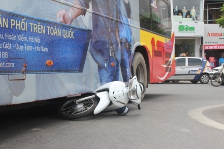 Xe máy nạn nhân chỉ bị hư hỏng nhẹ