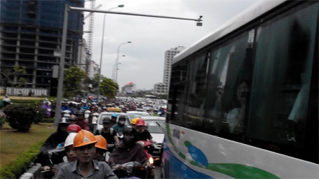 Len lỏi di chuyển 