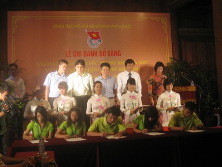 112 thủ khoa giao lưu với GS Ngô Bảo Châu - 5 112 thủ khoa giao lưu với GS Ngô Bảo Châu - 5