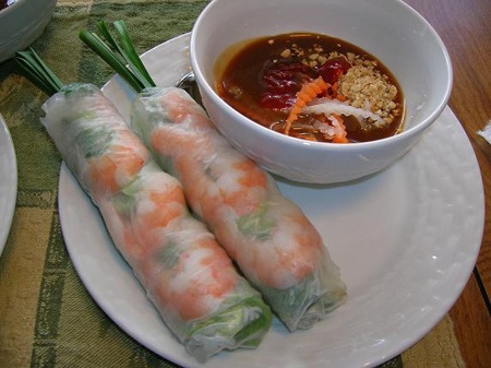 Phở và gỏi cuốn Việt lọt top 50 món ngon thế giới - 2