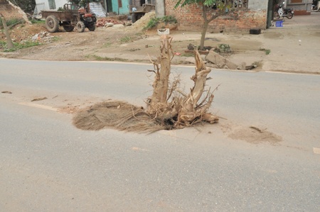 Hãi hùng khi đi qua tuyến đường tử thần tại Sóc Sơn