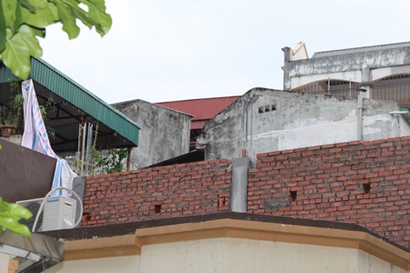 Trong vòng 3 tuần, công trình nhà ông Bình đã lên đến tầng 2