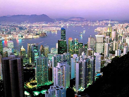 Kinh nghiệm mua sắm ở Hồng Kông - 2 Hồng Kông về đêm đẹp lung linh rực rỡ như cô gái tuổi trăng rằm!