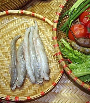 Canh cá khoai: Món ăn dân dã mà say lòng người! - 2 Canh cá khoai: Món ăn dân dã mà say lòng người!