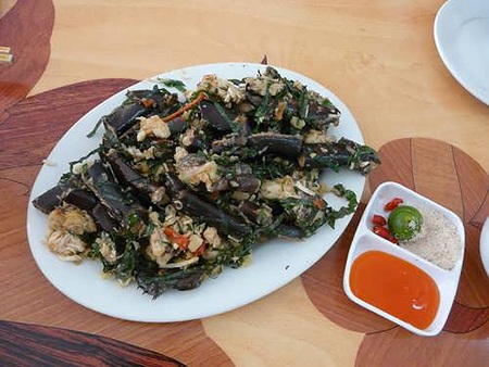 Từ nguyên liệu chính là thịt sam biển, người ta có thể chế biến ra được rất nhiều món ăn khác nhau