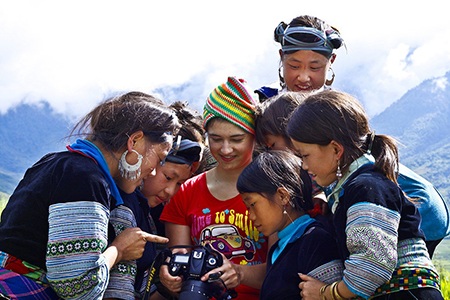 Những “Khoảnh khắc Việt Nam” đẹp nhất tháng 11/2013 - 2 Tác phẩm Khởi đầu một tình yêu của tác giả Bùi Quốc Kỳ đạt giải nhì