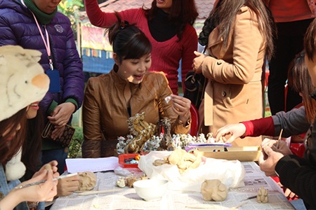 Tết này Bảo Tàng dân tộc học Việt Nam sẽ đốt pháo bông - 3 Theo đó, nhiều trò chơi dân gian sẽ được tổ chức trong những ngày xuân