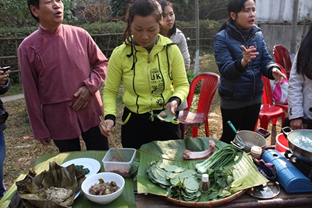 Tết này Bảo Tàng dân tộc học Việt Nam sẽ đốt pháo bông - 2 Các món ăn đặc trưng của người Mường ở Hòa Bình cũng được trình diễn trong dịp xuân này