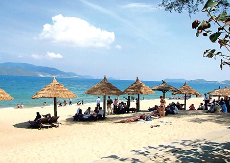 Hủy tour Thái Lan, chuyển hướng du xuân - 1 Miền trung là tâm điểm lựa chọn của nhiều du khách trong dịp tết Giáp Ngọ 2014