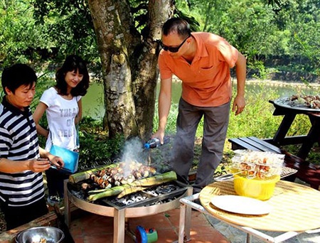 Bí quyết cho chuyến đi châu Âu siêu rẻ - 2 5. Valy đồ ăn