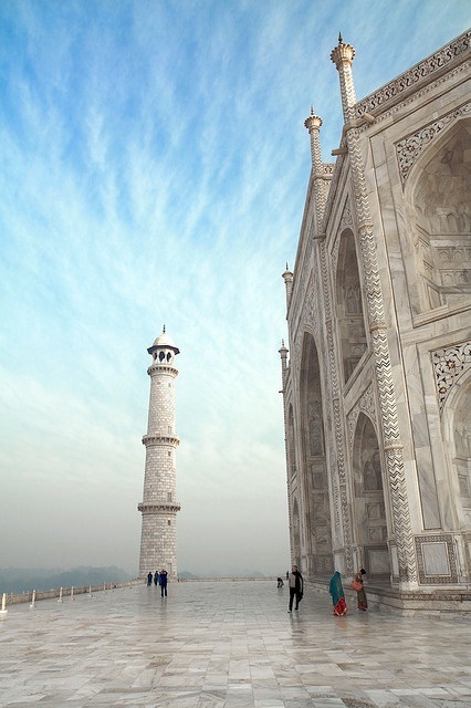 Những địa danh kỳ bí đáng khám phá nhất thế giới - 7 Taj Mahal, Ấn Độ
