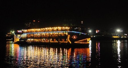 Tour hay: “Chu du” trên sông Sài Gòn dịp 8/3 - 4 Được khám phá vườn trái chín Lái Thiêu là điều vô cùng thú vị cho hành trình du ngoạn của bạn