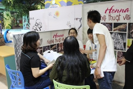 Nghệ thuật Henna thể hiện sự khéo léo và sáng tạo của con người