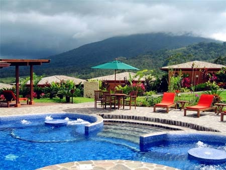 10 khách sạn tốt nhất hành tinh - 8 Khách sạn Ayara thuộc Costa Rica gần khu vực núi lửa quốc gia