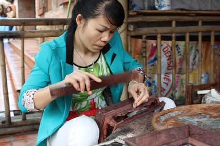 Khảm sơn mài Chuôn Ngọ… tham dự mang lại cho Hà Nội một bức tranh đa sắc màu