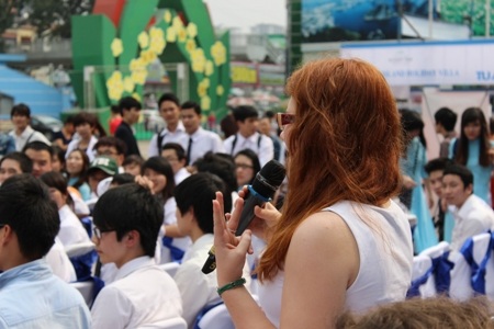 Kể
từ khi đăng quang ngôi vị Hoa hậu Đông Nam Á, Diệu Hân