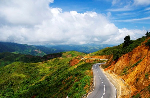 Đèo Pha Đin nổi tiếng Điện Biên