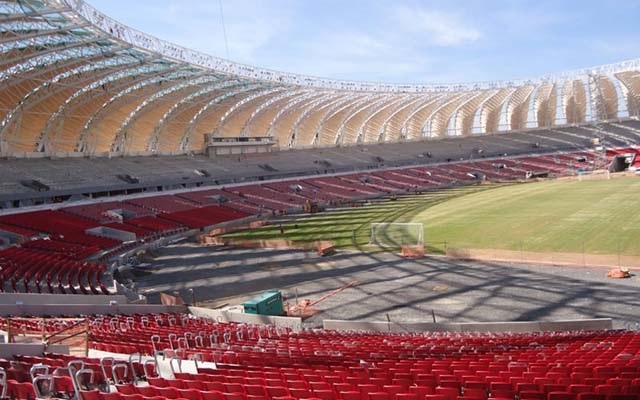 Tới thăm các sân vận động tổ chức World Cup của Brazil - 4 Tới thăm các sân vận động tổ chức World Cup của Braxin