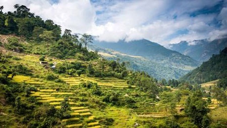 Khám phá những cung đường nguy hiểm trên thế giới - 5 5. Đường cao tốc Prithvi, Nepal