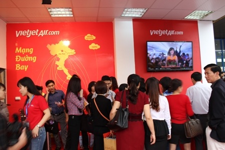 Hàng không giảm 70 - 90% giá vé kêu gọi người dân đi du lịch