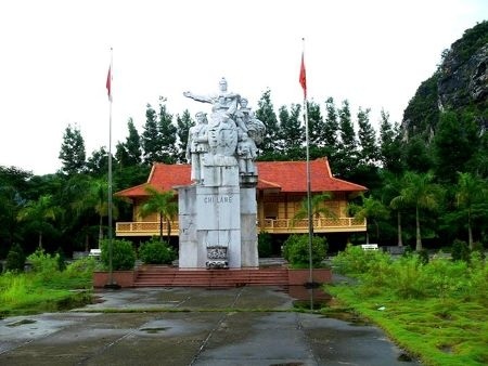 Sử sách còn ghi, tại Ải Chi Lăng này, năm 981 Lê Hoàn đã phá quân Tống giết chết tướng cầm đầu.