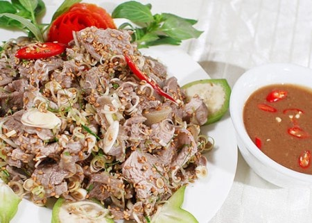 Thịt dê chấm với tương bần… - 2 Thịt dê chấm với tương bần…