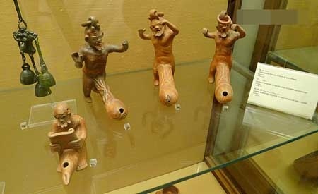 Những bảo tàng sex nổi tiếng thế giới - 3 Một số hiện vật trưng bày trong “mật thất”