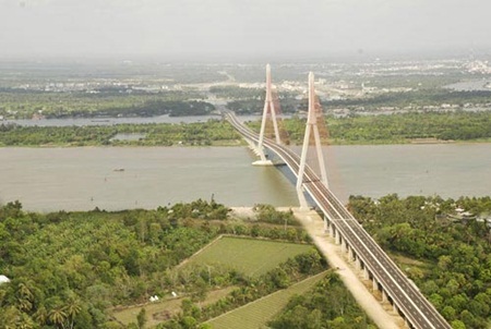 Những cây cầu “long lanh” nhất Việt Nam - 4 Những cây cầu “long lanh” nhất Việt Nam