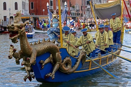 Khám phá lễ hội đua thuyền quý tộc ở Venice - 5 Đây cũng là dịp thành phố quảng bá hình ảnh tới các du khách
