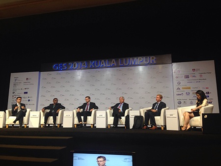 E-learning Việt Nam tỏa sáng tại hội nghị kinh tế toàn cầu GES 2014 - 2 Chủ đề chính của GES 2014 là “Tái cấu trúc nền kinh tế và thay đổi xã hội”