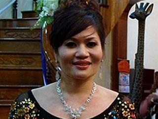 Thông tin chưa tiết lộ về nữ đại gia tổ chức “siêu đám cưới” - 1 Thông tin chưa tiết lộ về nữ đại gia tổ chức “siêu đám cưới”