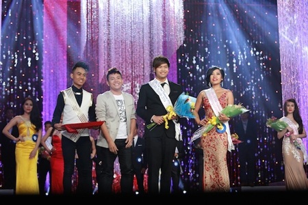 Thiết kế Sơn Collections và Thuận Việt lộng lẫy trên đất Mỹ - 13 Nghiêm Ngọc Hân - Lê Kim Thu