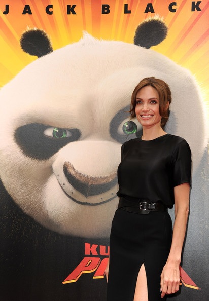 Angelina Jolie, Brad Pitt sánh đôi dự công chiếu “Kung Fu gấu trúc” - 18 Angelina Jolie, Brad Pitt sánh đôi dự công chiếu “Kung Fu gấu trúc” - 18