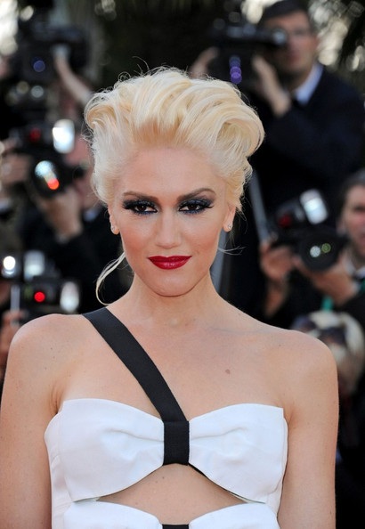 Siêu mẫu Anja Rubik diện váy hở nội y dự LHP Cannes - 33 Siêu mẫu Anja Rubik diện váy hở nội y dự LHP Cannes - 33