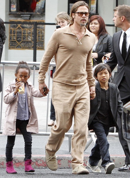 Angelina Jolie, Brad Pitt sánh đôi dự công chiếu “Kung Fu gấu trúc” - 40 Angelina Jolie, Brad Pitt sánh đôi dự công chiếu “Kung Fu gấu trúc” - 40