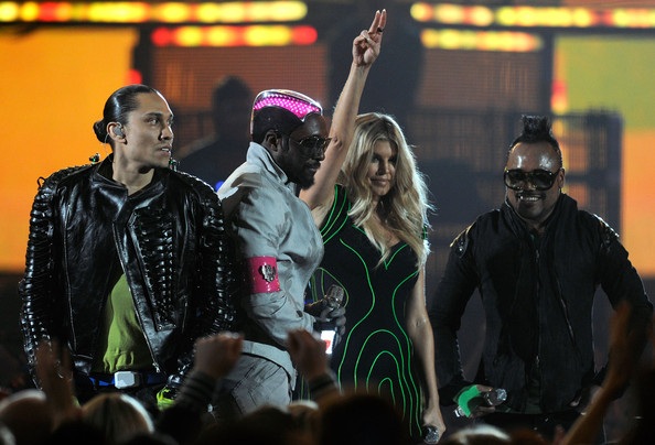 Black Eyed Peas, Kesha, Nicki Minaj “nổi lửa” tại Billboard Music Awards - 11 Black Eyed Peas, Kesha, Nicki Minaj “nổi lửa” tại Billboard Music Awards - 11