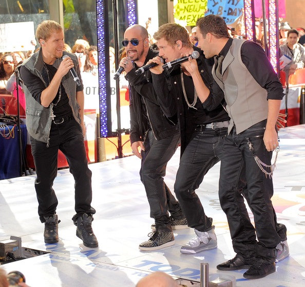 Backstreet Boys hát rất “sung” tại New York - 1 Backstreet Boys hát rất “sung” tại New York - 1