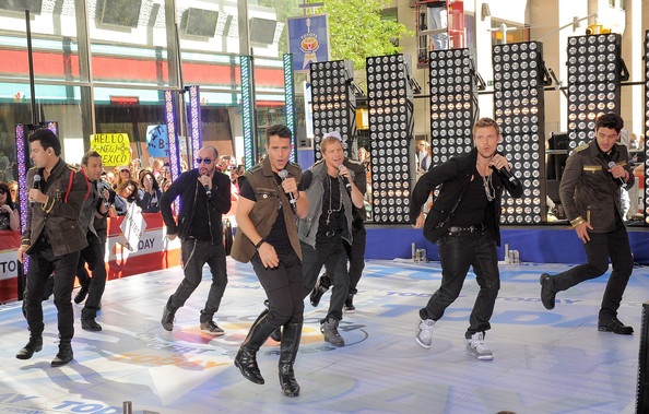 Backstreet Boys hát rất “sung” tại New York - 6 Backstreet Boys hát rất “sung” tại New York - 6