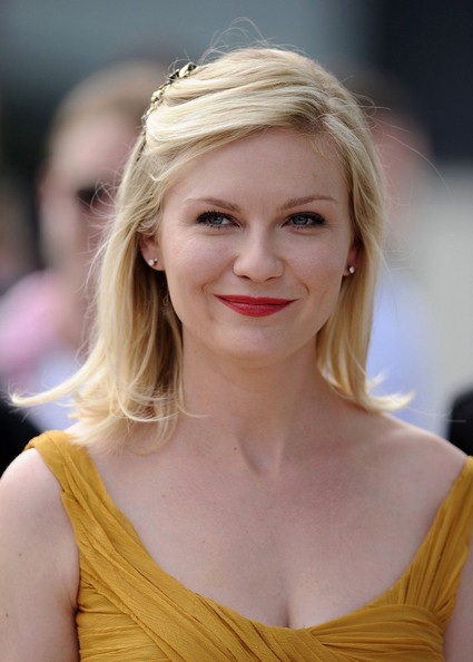 Kirsten Dunst xinh tươi tại Cannes - 2
