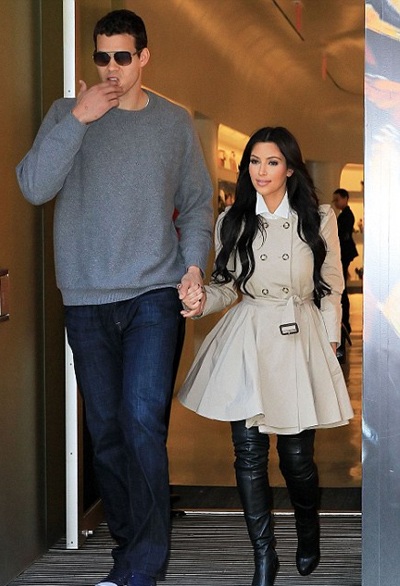 Cô Kim “siêu vòng ba” phủ nhận tin đồn ngoại tình - 2 Cô Kim “siêu vòng ba” phủ nhận tin đồn ngoại tình - 2