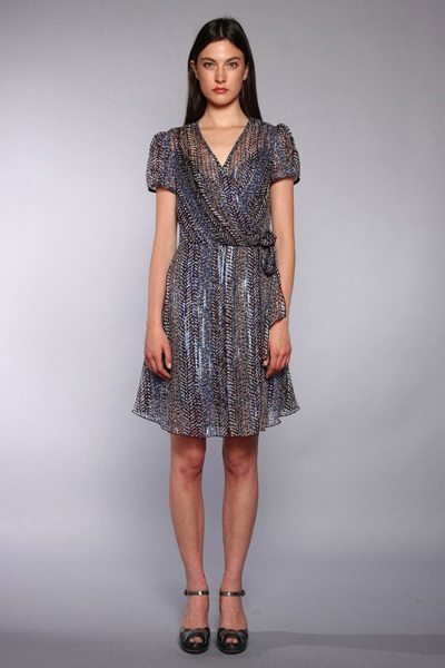 BST duyên dáng của Anna Sui - 3