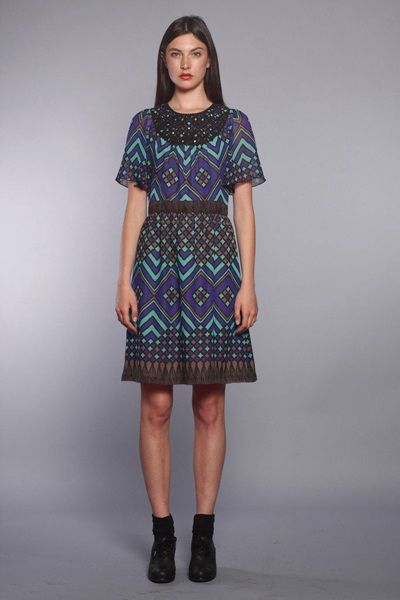 BST duyên dáng của Anna Sui - 24