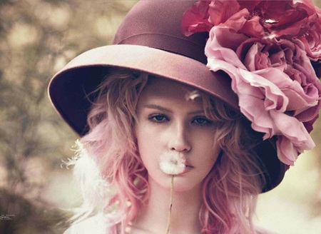 Vẻ thơ ngây của Charlotte Free  - 1 Vẻ thơ ngây của Charlotte Free  - 1