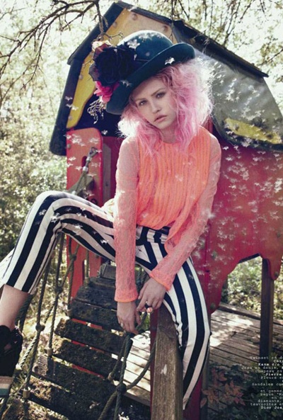 Vẻ thơ ngây của Charlotte Free  - 5 Vẻ thơ ngây của Charlotte Free  - 5