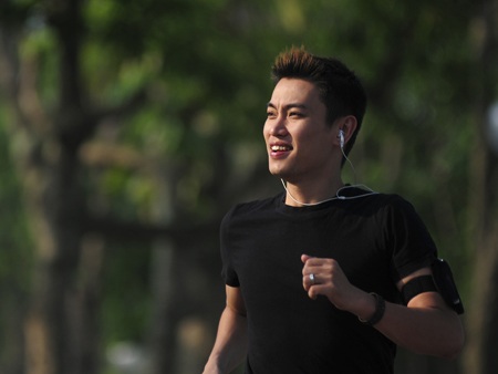 Một ngày của anh chàng điển trai nhất nhóm Artista - 1 Một ngày của anh chàng điển trai nhất nhóm Artista - 1