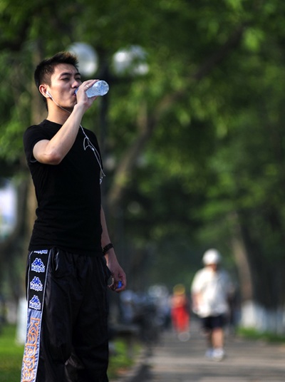 Một ngày của anh chàng điển trai nhất nhóm Artista - 2 Một ngày của anh chàng điển trai nhất nhóm Artista - 2