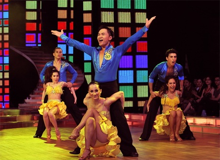 Bước nhảy hoàn vũ đổi giờ phát sóng - 1