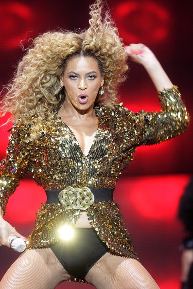 Beyonce biểu diễn cực “sung” tại Anh - 18 Beyonce biểu diễn cực “sung” tại Anh - 18